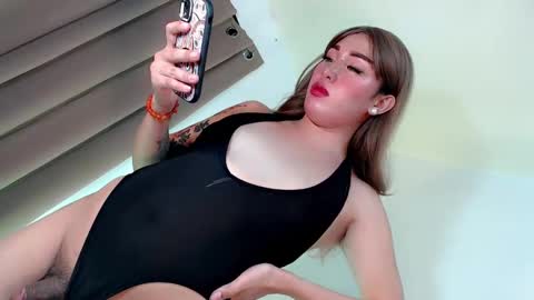 Snapshot of tsgirl_julian69 chatting on 5, 3, 2025 Julian online show from 5, 3, 2025
