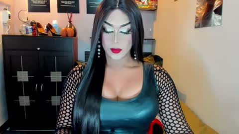 Nicoleeee online show from 24, 6, 2026