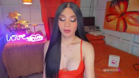 Snapshot of tsqueenselena chatting on 5, 12, 2024 Queen Selena online show from 5, 12, 2024