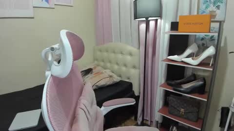 Snapshot of tsuncutmargauxx chatting on 3, 10, 2025 tsuncutmargauxx online show from 3, 10, 2025