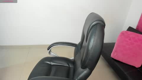 Susan online show from 7, 4, 2026