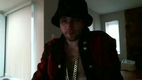 tugg_love online show from 12, 11, 2025