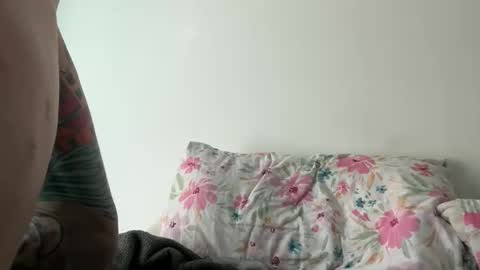 Snapshot of tuhands chatting on 30, 4, 2026 Tuhands online show from 30, 4, 2026