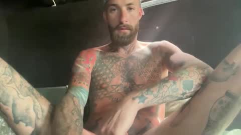 Snapshot of tuhands chatting on 28, 5, 2026 Tuhands online show from 28, 5, 2026