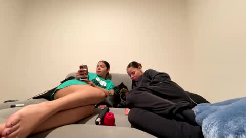 Snapshot of tus_reinas chatting on 13, 1, 2025 Tus reinas online show from 13, 1, 2025