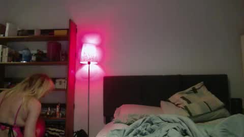 Tvickyviktoria online show from 3, 3, 2026