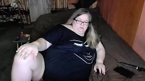 Lana online show from 16, 2, 2025