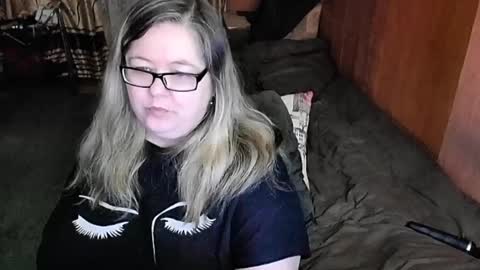 Lana online show from 17, 2, 2025