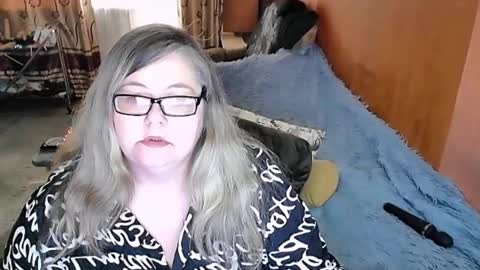 Lana online show from 26, 2, 2025