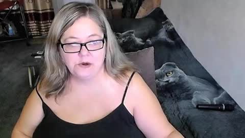 Lana online show from 14, 10, 2025