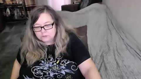 Snapshot of tviks chatting on 25, 6, 2026 Lana online show from 25, 6, 2026