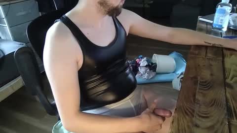 Tobi online show from 7, 10, 2025