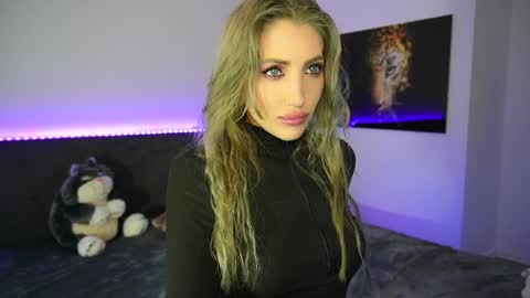 MayCarrey online show from 15, 1, 2025