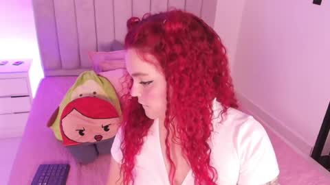 Twiggy online show from 5, 6, 2026