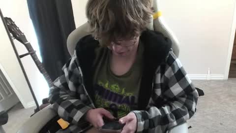 shytwink online show from 3, 2, 2026