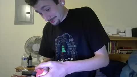 TwinkyMcgee online show from 14, 12, 2025