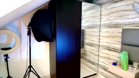 twinslovers_ online show from 15, 11, 2025