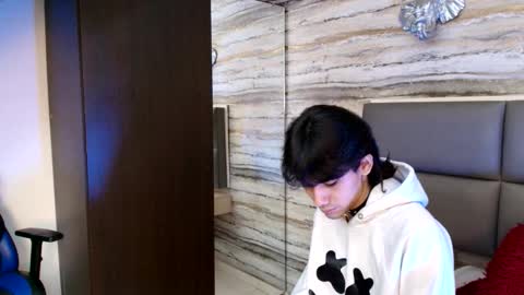 twinslovers_ online show from 23, 11, 2025