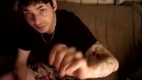 Snapshot of twistedblizzy chatting on 19, 12, 2024 TwistedBlizzy online show from 19, 12, 2024