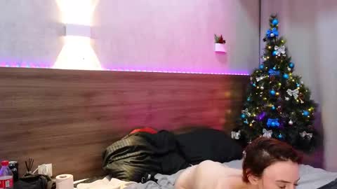 GeraTender1 and Elliot muscle02 online show from 24, 12, 2024