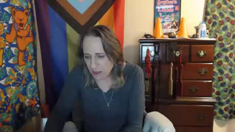 twocumkerry online show from 9, 2, 2026