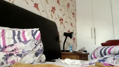 Snapshot of twoheaven chatting on 2, 12, 2025 Twoheaven online show from 2, 12, 2025