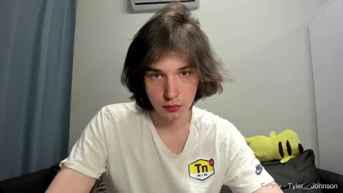 Snapshot of tyler__johnson chatting on 4, 2, 2025 Tyler johnson online show from 4, 2, 2025