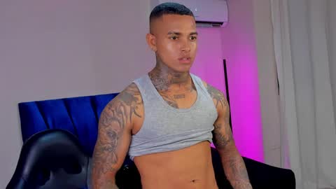 Snapshot of tyler_bell_ chatting on 18, 4, 2026 tyler_bell_ online show from 18, 4, 2026