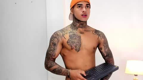 Snapshot of tyler_bell_ chatting on 15, 7, 2026 tyler_bell_ online show from 15, 7, 2026