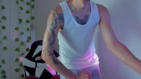 Snapshot of tyler_garcia_ chatting on 5, 2, 2025 Tyler Garcia online show from 5, 2, 2025