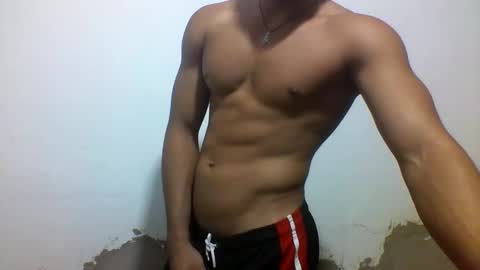 Snapshot of tyler_gold823 chatting on 13, 2, 2025 Tyler online show from 13, 2, 2025