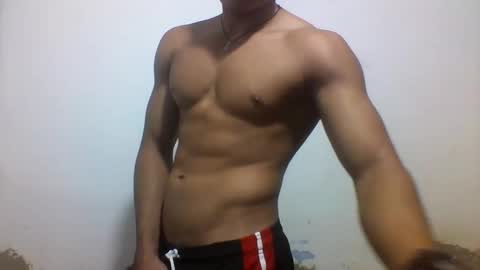 Snapshot of tyler_gold823 chatting on 17, 2, 2025 Tyler online show from 17, 2, 2025