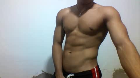 Snapshot of tyler_gold823 chatting on 22, 2, 2025 Tyler online show from 22, 2, 2025