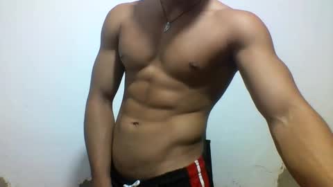 Snapshot of tyler_gold823 chatting on 23, 2, 2025 Tyler online show from 23, 2, 2025