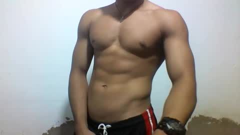 Snapshot of tyler_gold823 chatting on 1, 3, 2025 Tyler online show from 1, 3, 2025