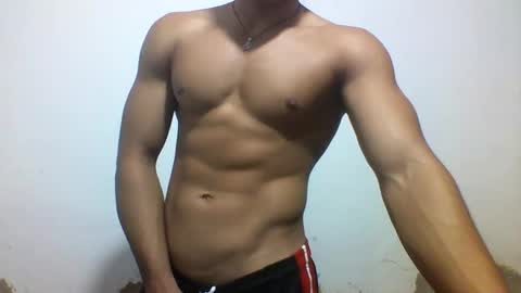 Snapshot of tyler_gold823 chatting on 3, 3, 2025 Tyler online show from 3, 3, 2025