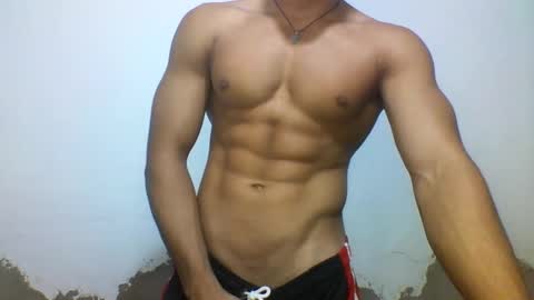 Snapshot of tyler_gold823 chatting on 7, 3, 2025 Tyler online show from 7, 3, 2025