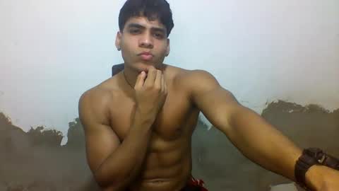 Snapshot of tyler_gold823 chatting on 7, 3, 2025 Tyler online show from 7, 3, 2025