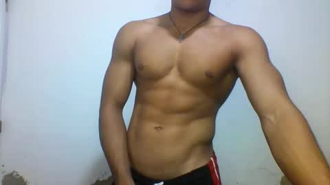 Snapshot of tyler_gold823 chatting on 8, 3, 2025 Tyler online show from 8, 3, 2025