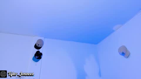 Tyler online show from 22, 11, 2025