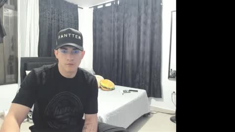 tyler_scotts2323 online show from 15, 12, 2025