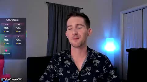 Snapshot of tylerchasexxx chatting on 26, 9, 2025 Tyler Chase online show from 26, 9, 2025