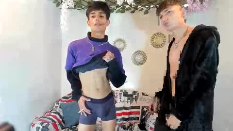 tylerhot2005 online show from 14, 11, 2025