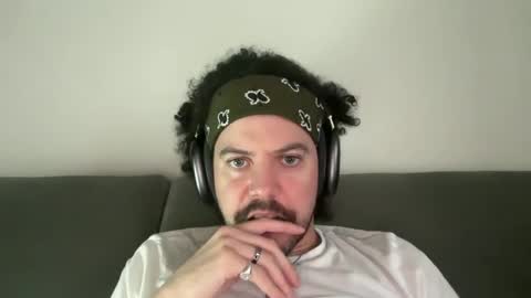 Tyleruzi online show from 19, 12, 2024