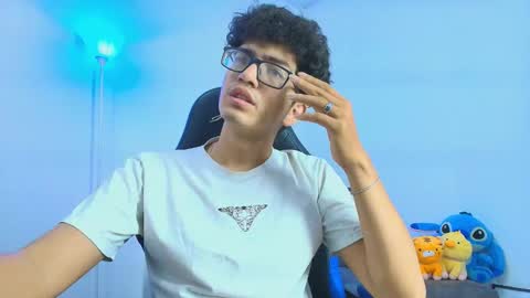   online show from 19, 11, 2025