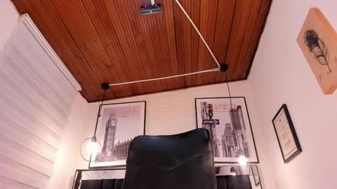       online show from 24, 9, 2025