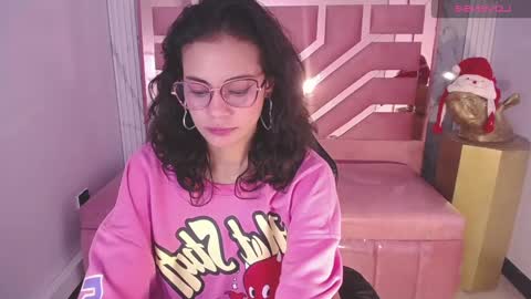 Snapshot of tyna_ch chatting on 23, 12, 2024 TYNA online show from 23, 12, 2024