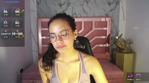 Snapshot of tyna_ch chatting on 29, 1, 2025 TYNA online show from 29, 1, 2025