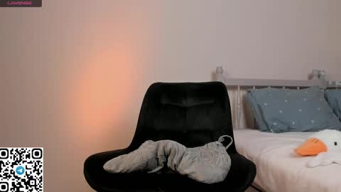 Christine 3 Next broadcast tomorrow at 2100 GMT 5 online show from 9, 4, 2026