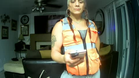 Snapshot of uandme_baby chatting on 13, 7, 2026 Azelia B online show from 13, 7, 2026